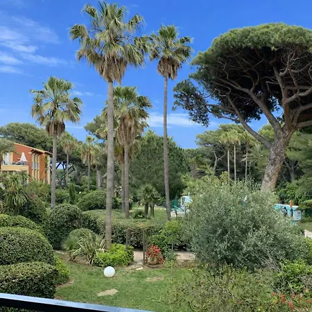 La Badine Acces Direct A La Clim Balneo Piscine Aparthotel Hyeres